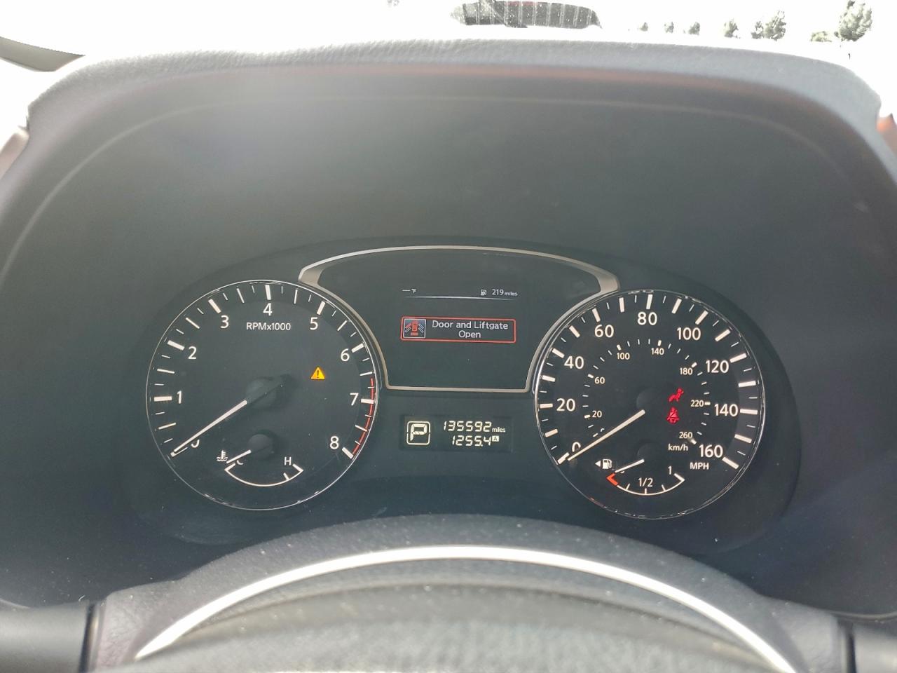 Nissan Pathfinder S Image 7