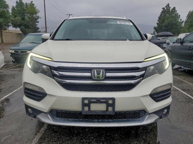 Honda Pilot Touring Image 4