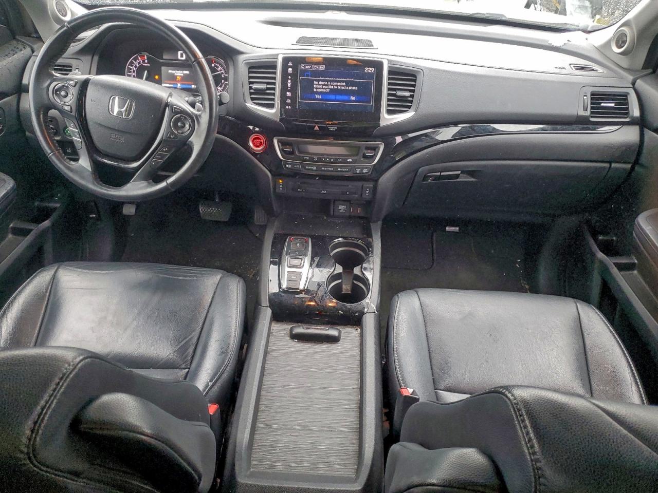 Honda Pilot Touring Image 6