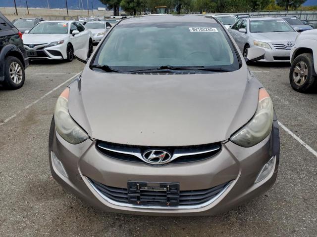 Hyundai ELANTRA Gls Image 6