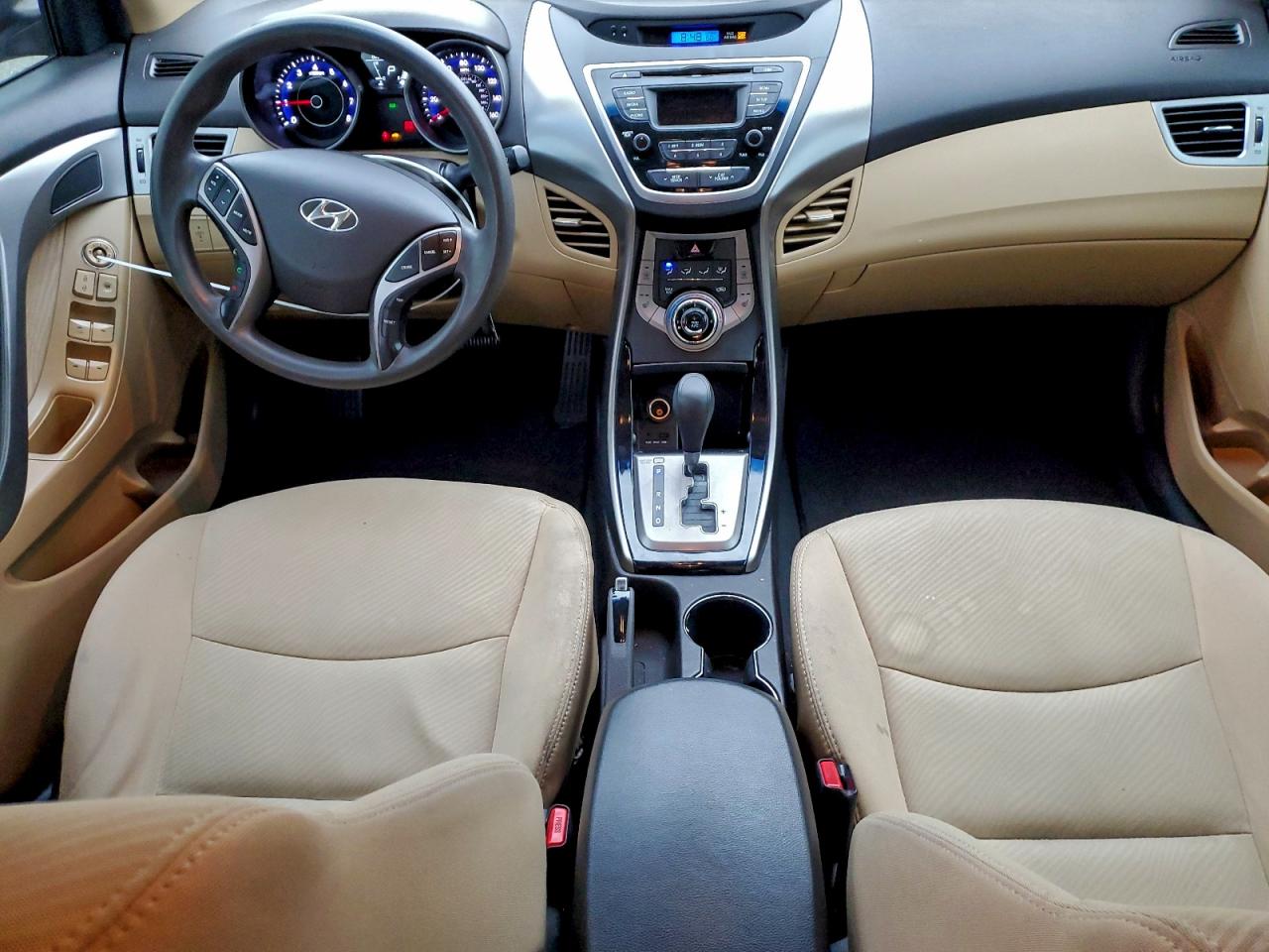Hyundai ELANTRA Gls Image 5