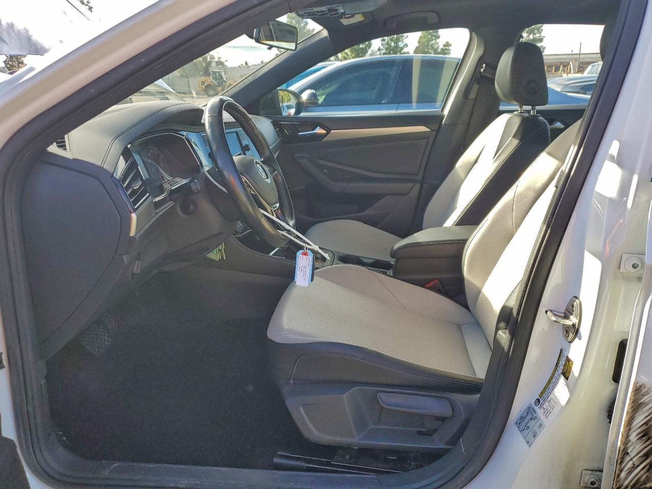 Volkswagen Jetta S Image 12