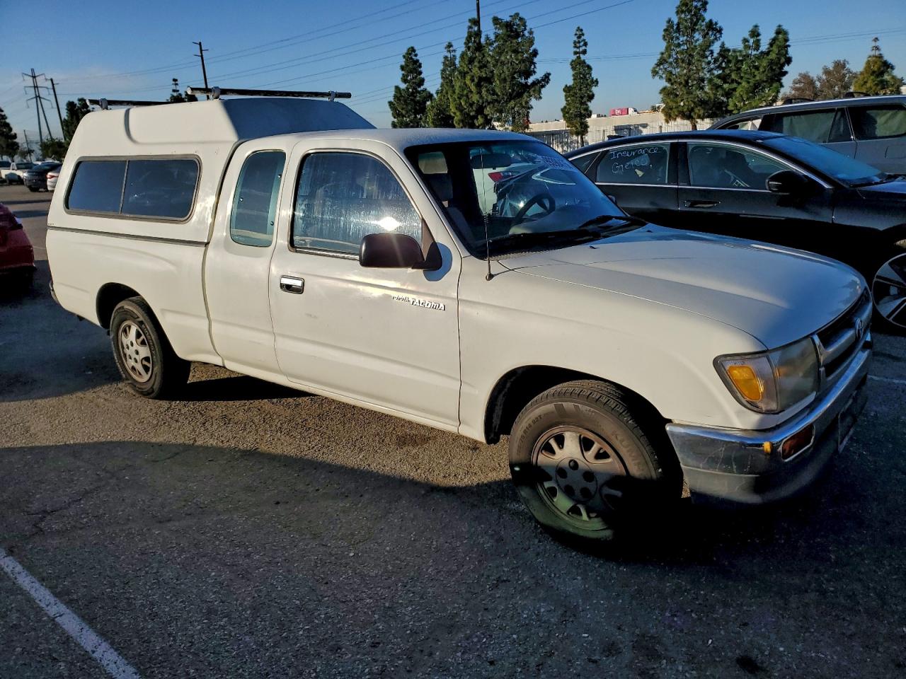 Toyota Tacoma Xtracab Image 12