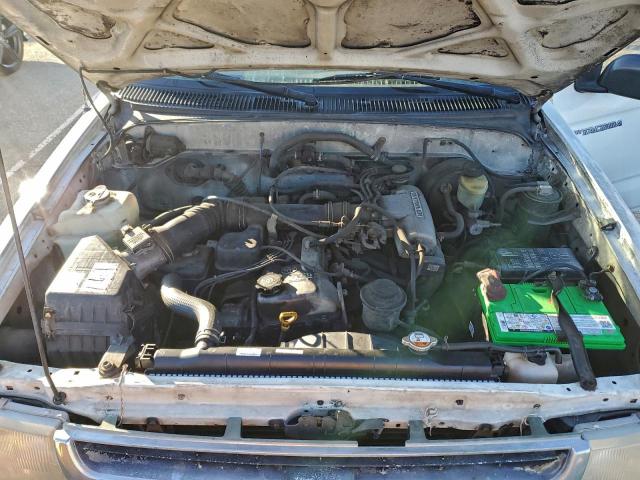 Toyota Tacoma Xtracab Image 5