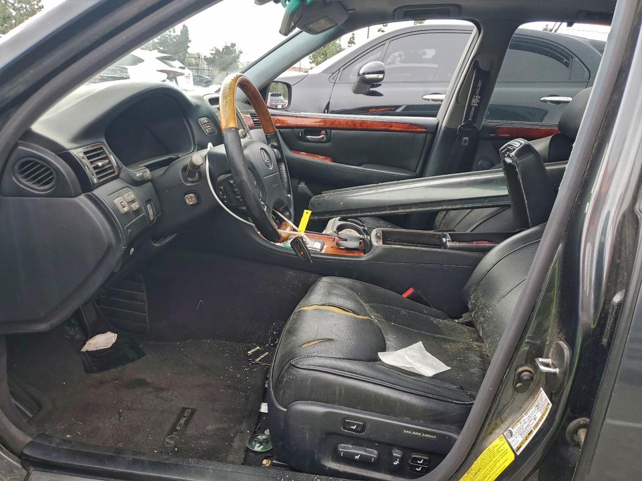 Lexus LS 430 Image 12