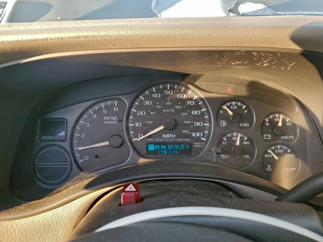 Chevrolet Tahoe C1500 Image 4