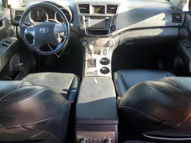 Toyota Highlander Base Image 8