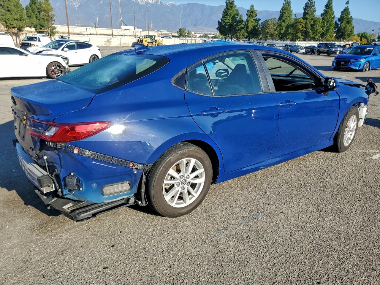 Toyota Camry Xse Image 6