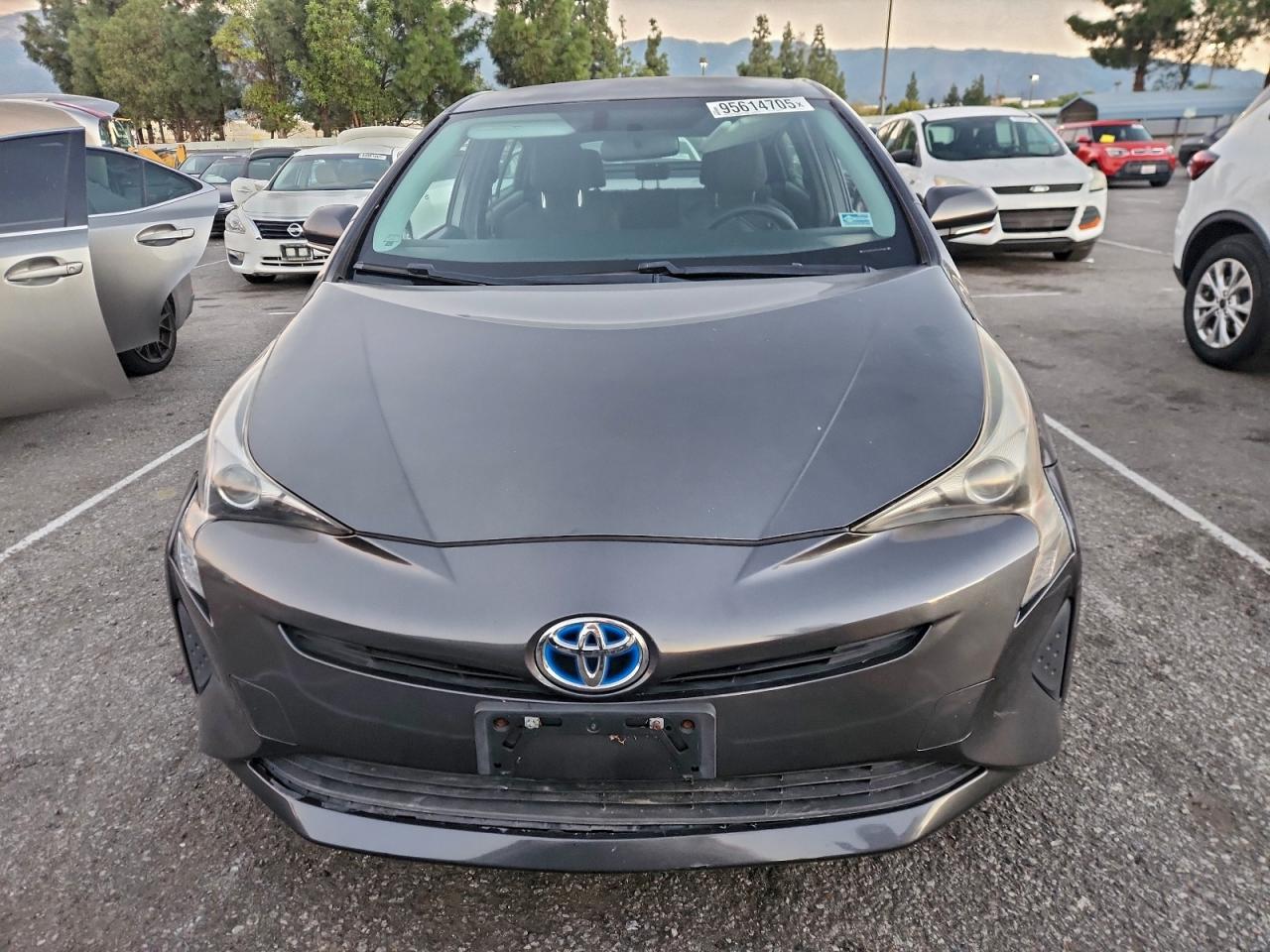Toyota Prius Image 7