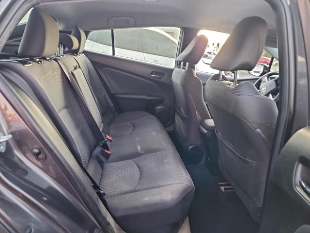 Toyota Prius Image 12