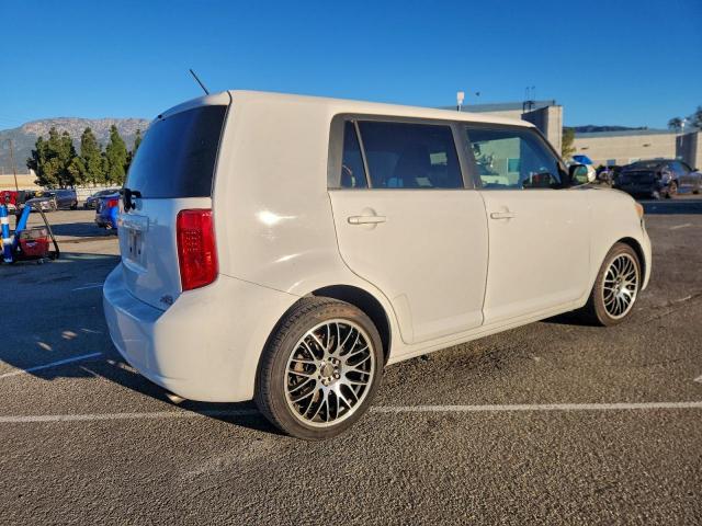 Toyota Scion Xb Image 9