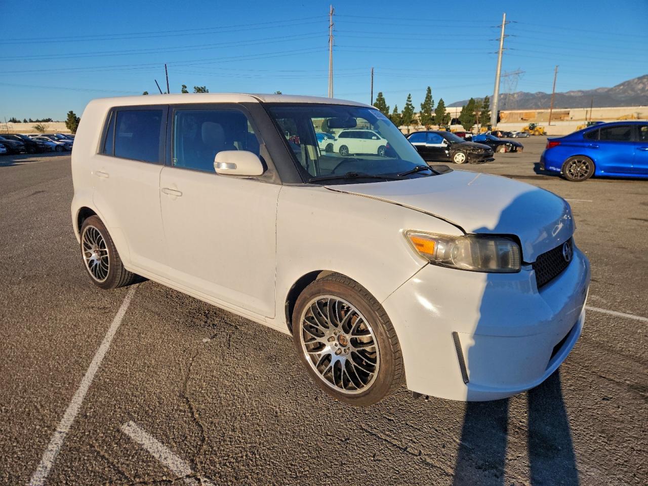 Toyota Scion Xb Image 4