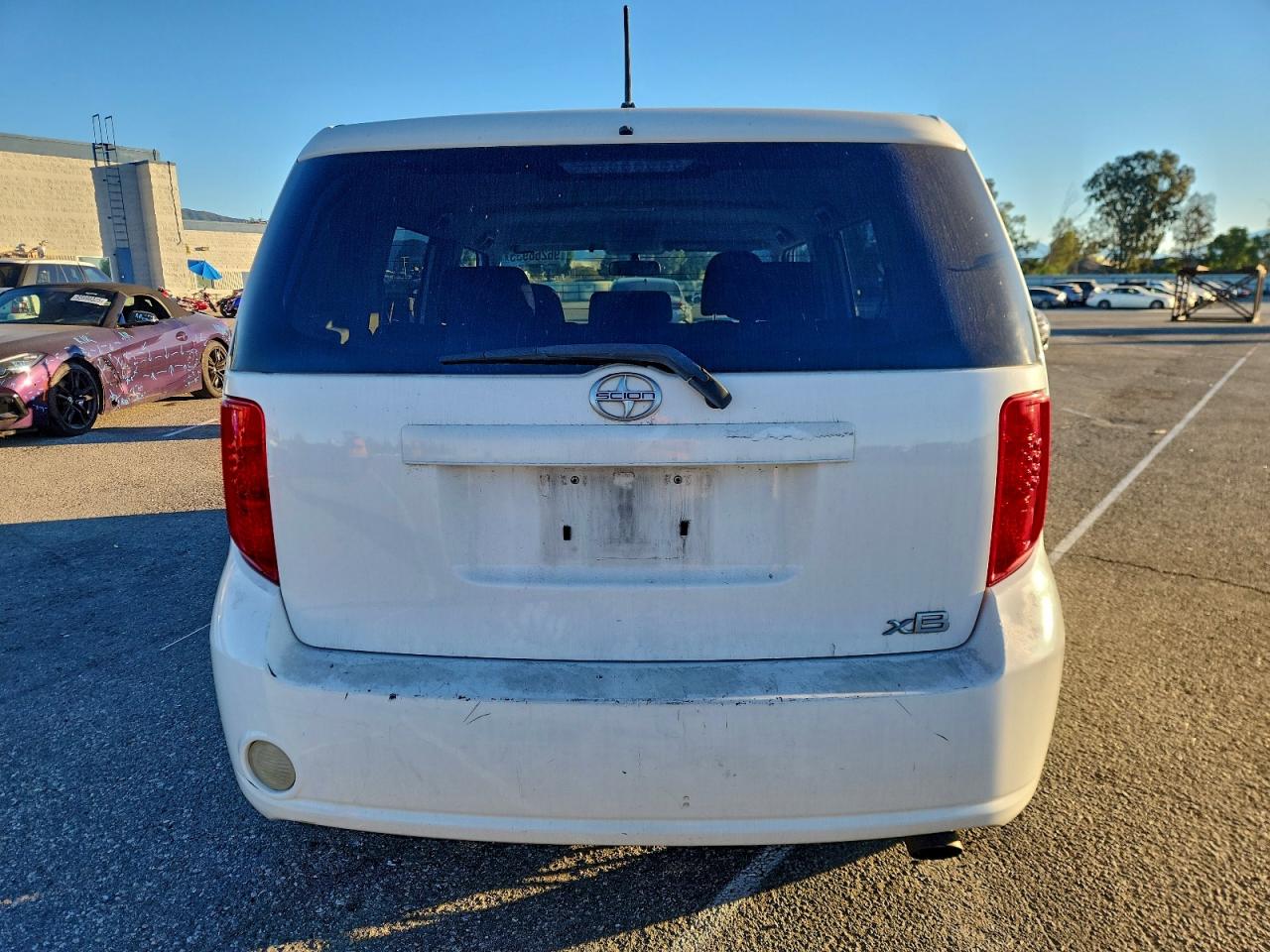 Toyota Scion Xb Image 12