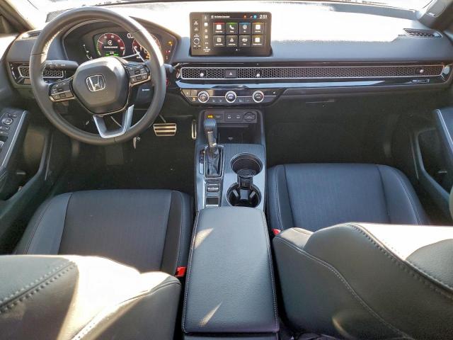 Honda Civic Sport Touring Image 9