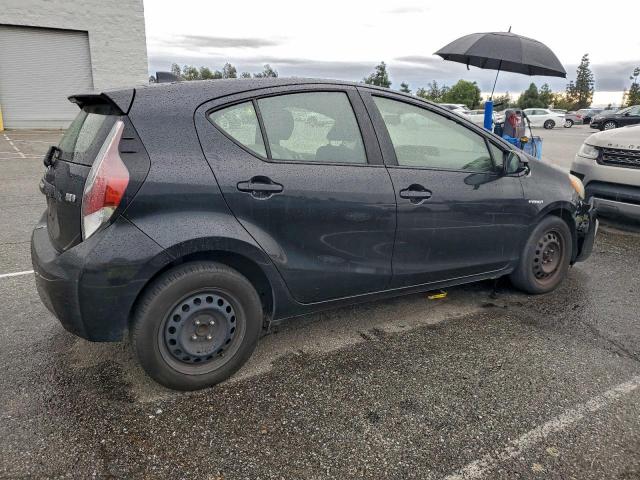 Toyota Prius Image 2