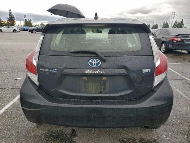 Toyota Prius Image 6