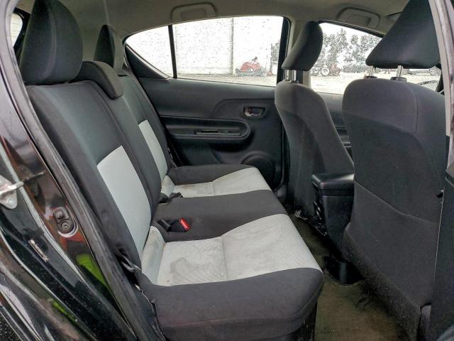 Toyota Prius Image 11