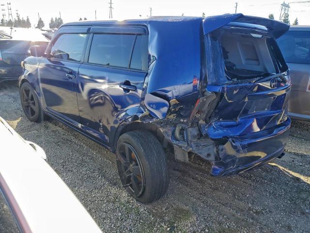 Toyota Scion Image 3