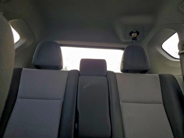 Toyota RAV4 Le Image 7