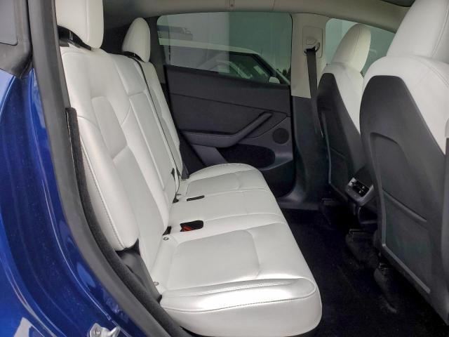 Tesla Model Y Image 7