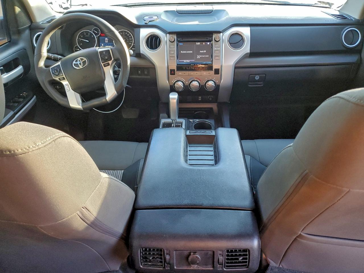 Toyota Tundra Crewmax Sr5 Image 8