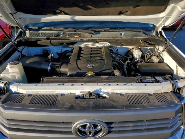 Toyota Tundra Crewmax Sr5 Image 9