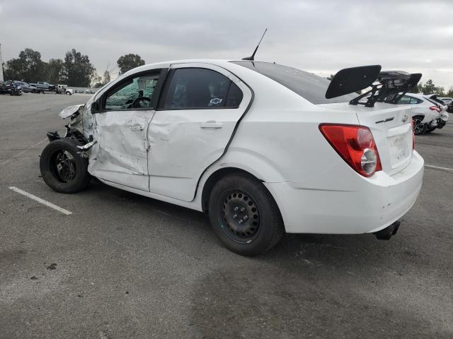 Chevrolet Sonic Ls Image 3