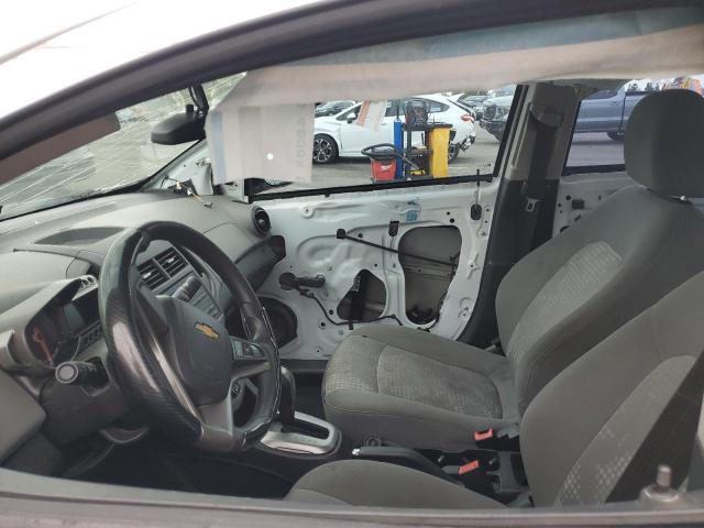 Chevrolet Sonic Ls Image 4