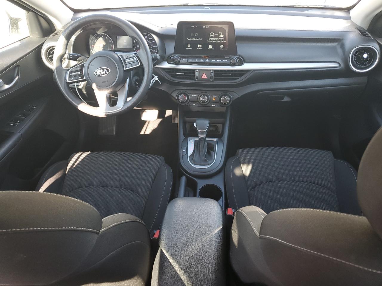 Kia Forte Fe Image 7