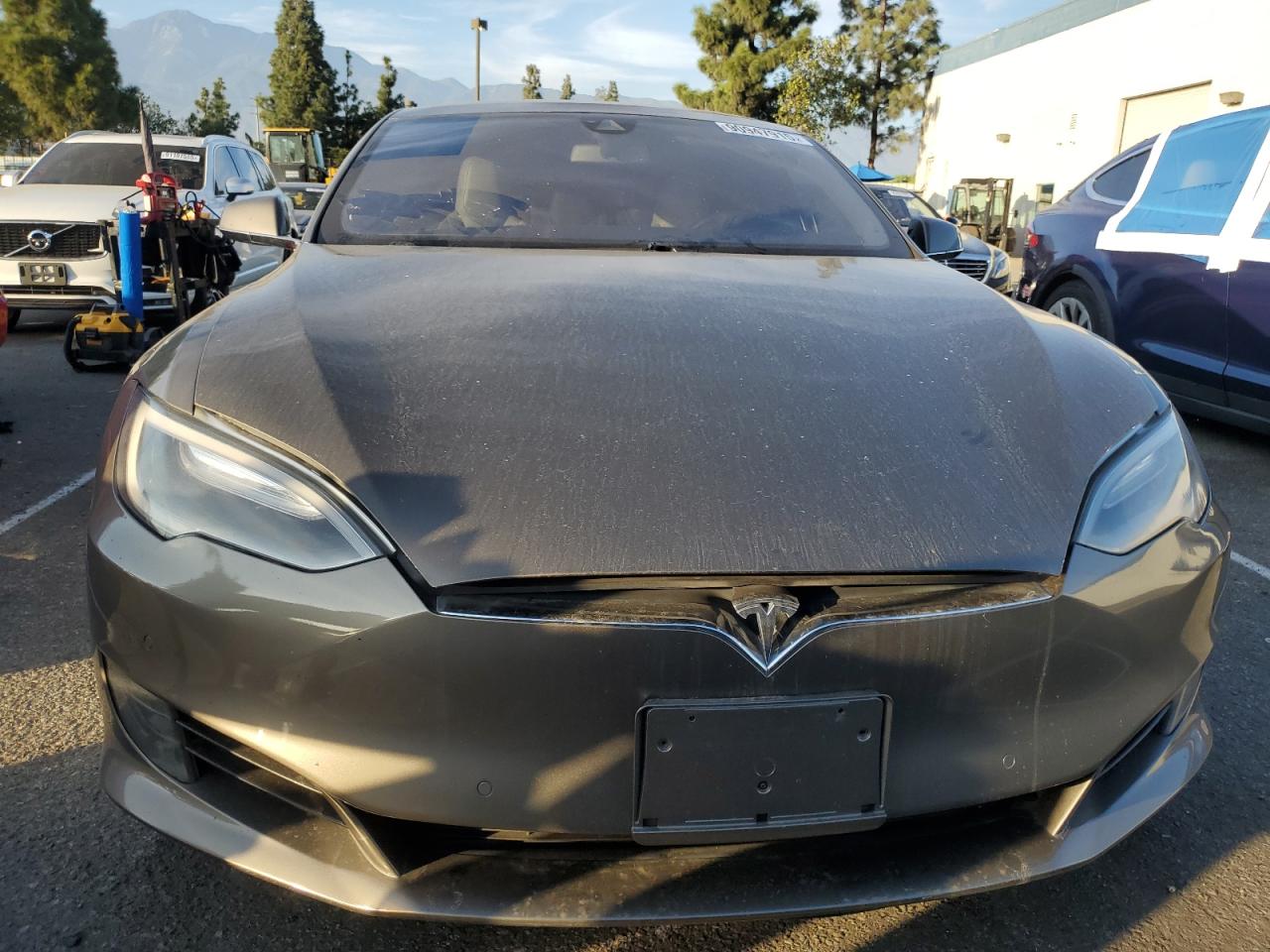 Tesla Model S Image 9