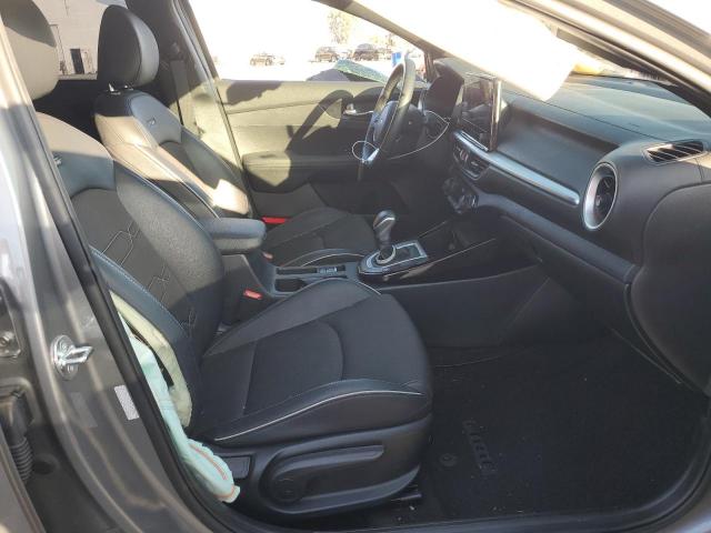 Kia Forte Gt Line Image 3