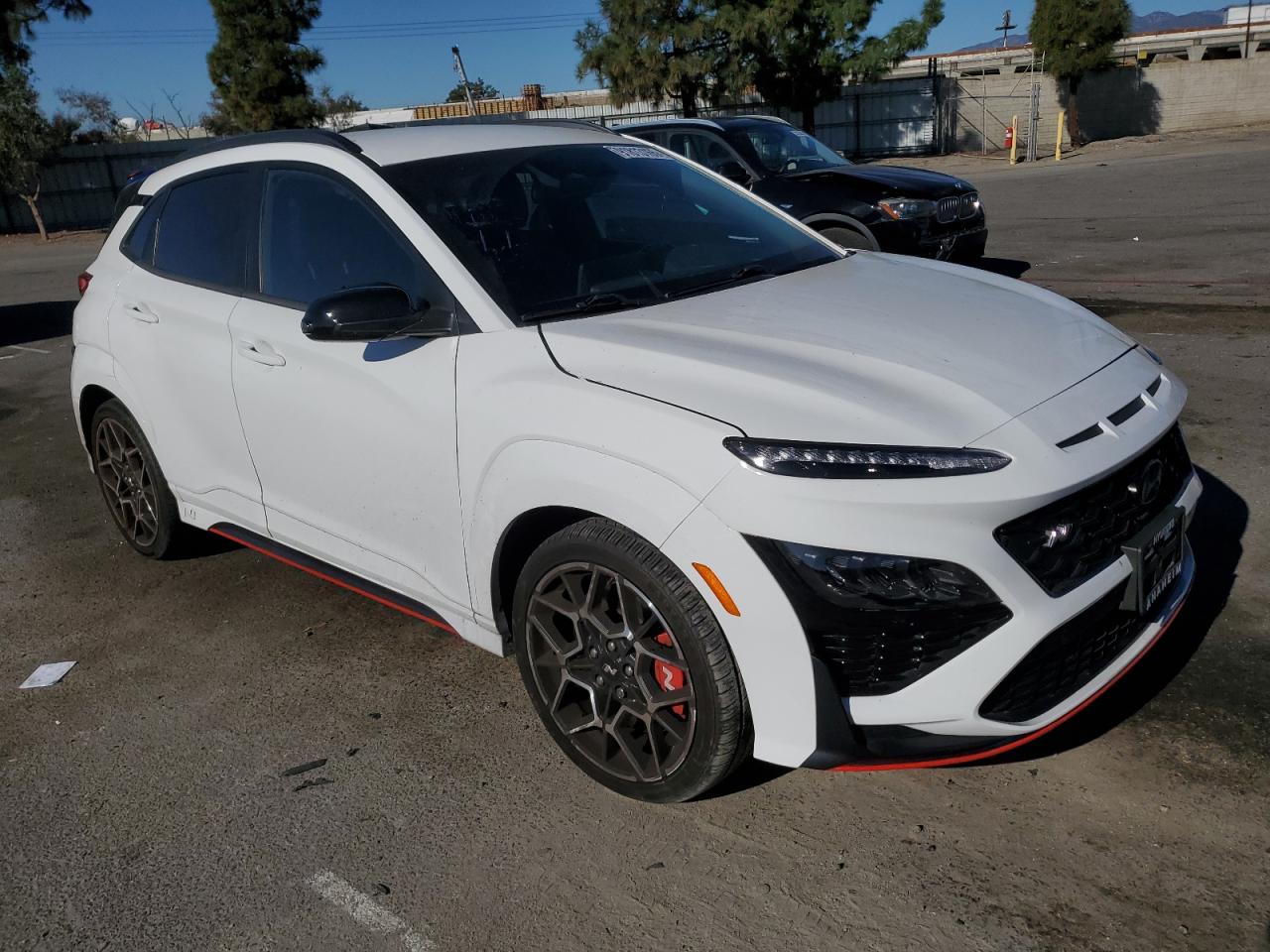 Hyundai KONA Base Image 9