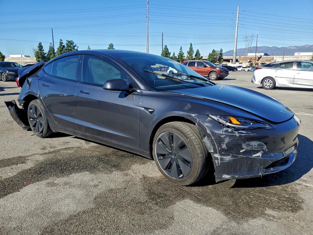 Tesla Model 3 Image 3
