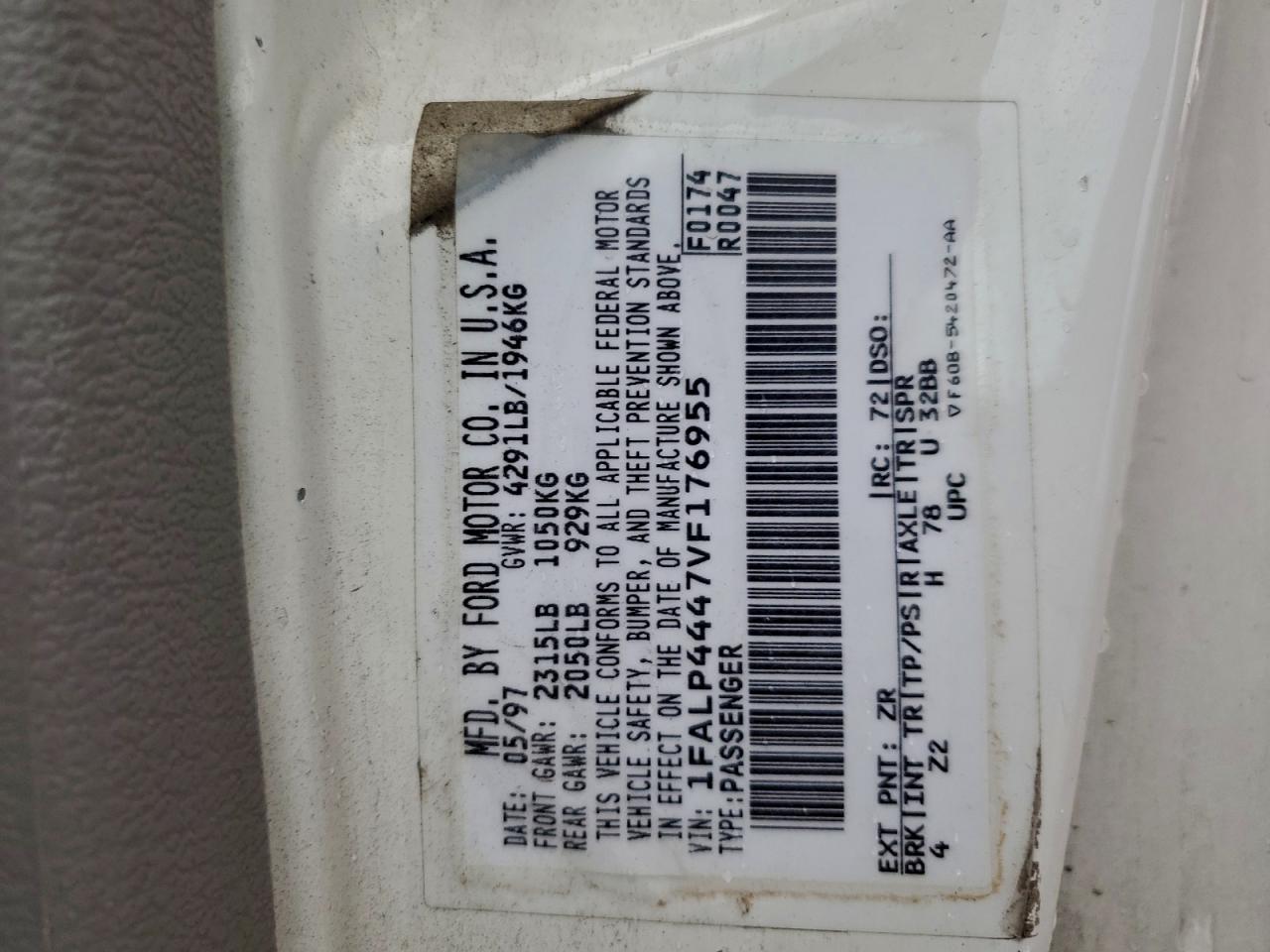 Ford Mustang Image 11