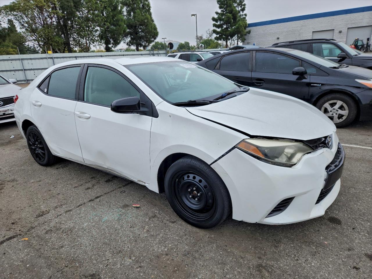 Toyota Corolla L Image 3