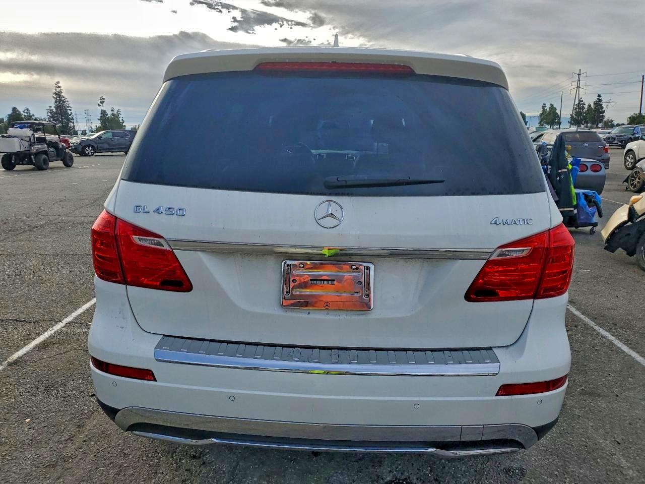 Mercedes-Benz G-Class 450 4matic Image 9