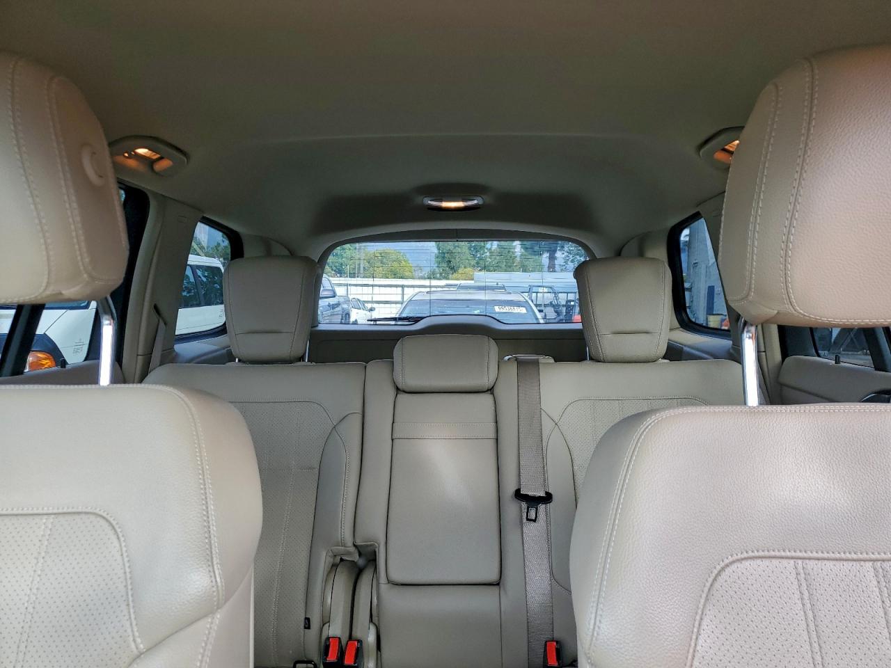 Mercedes-Benz G-Class 450 4matic Image 12