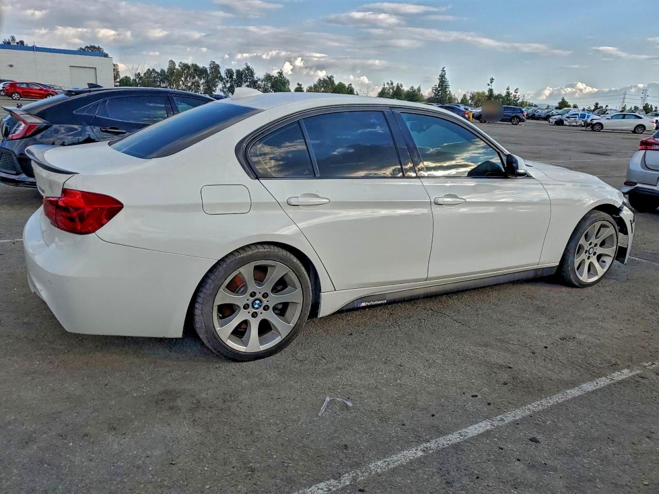 BMW 3 Series I Image 2