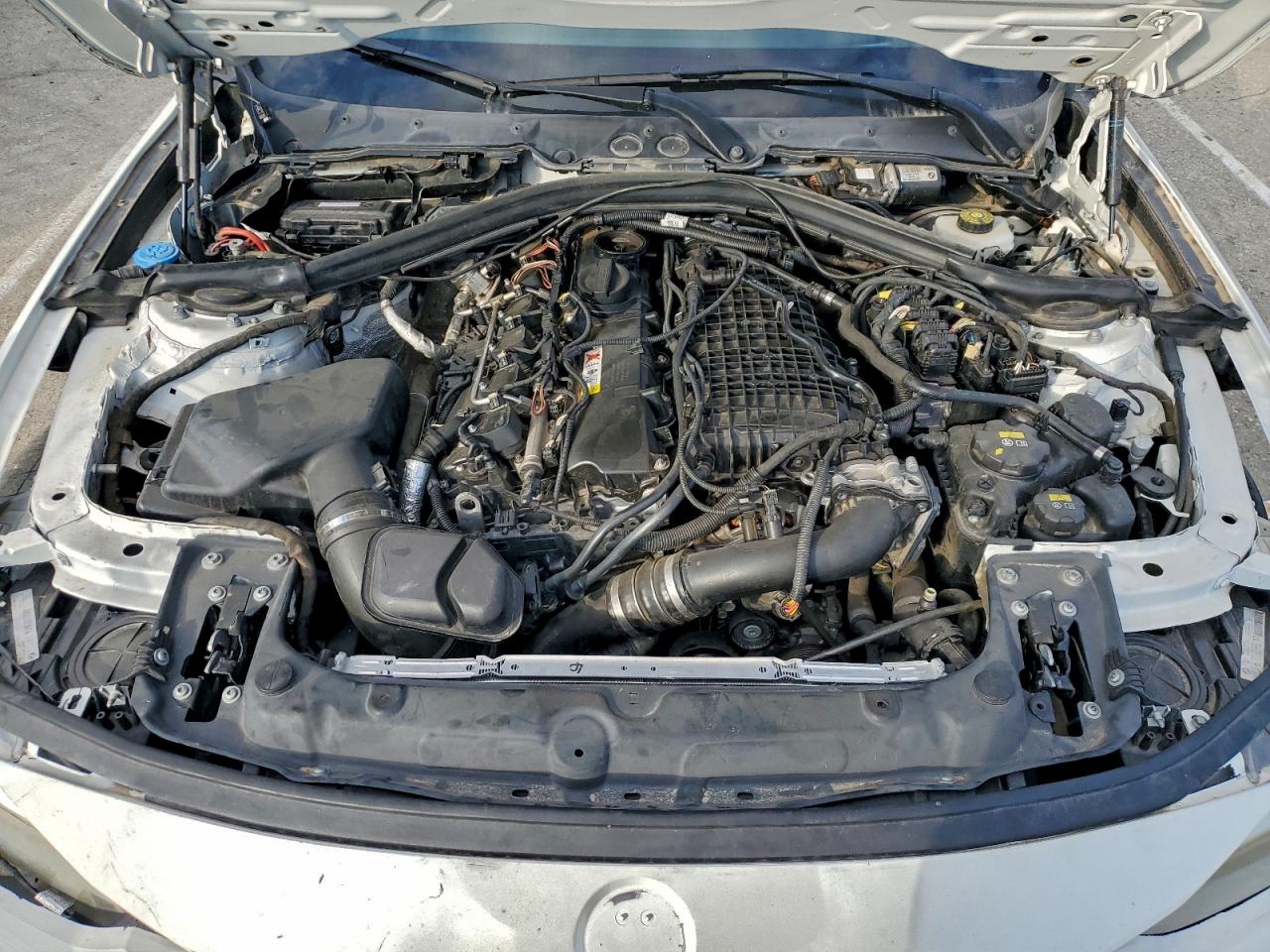 BMW 3 Series I Image 10