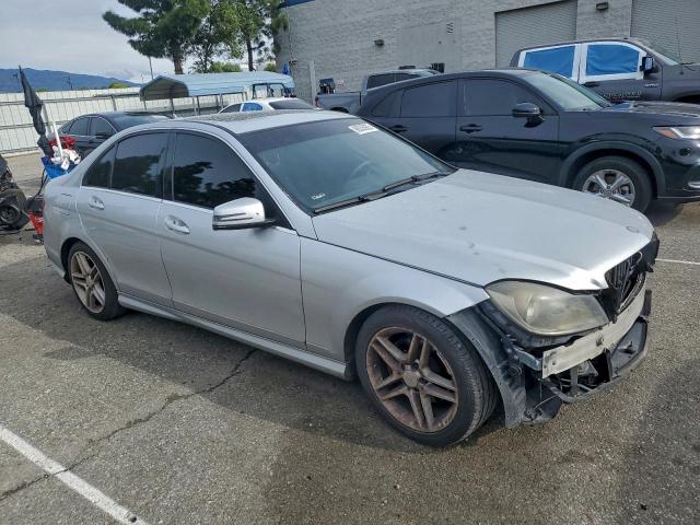 Mercedes-Benz C-Class 300 4matic Image 3