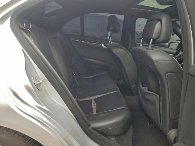 Mercedes-Benz C-Class 300 4matic Image 10