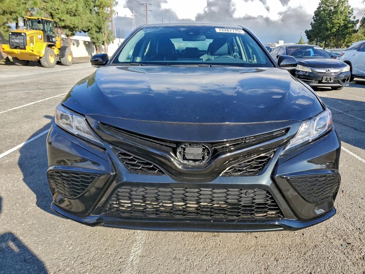 Toyota Camry Se Image 3