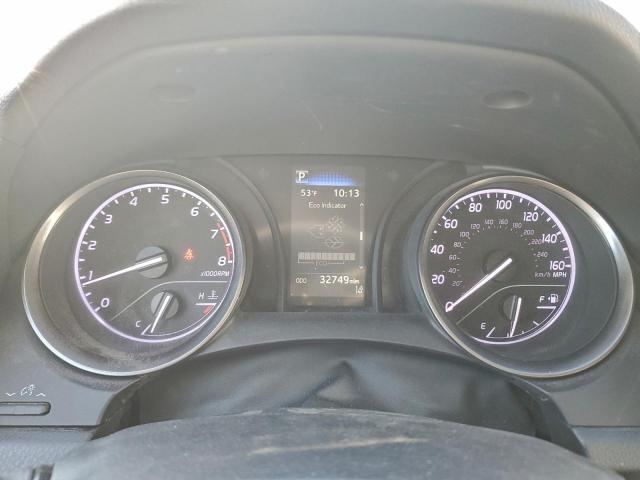 Toyota Camry Se Image 10