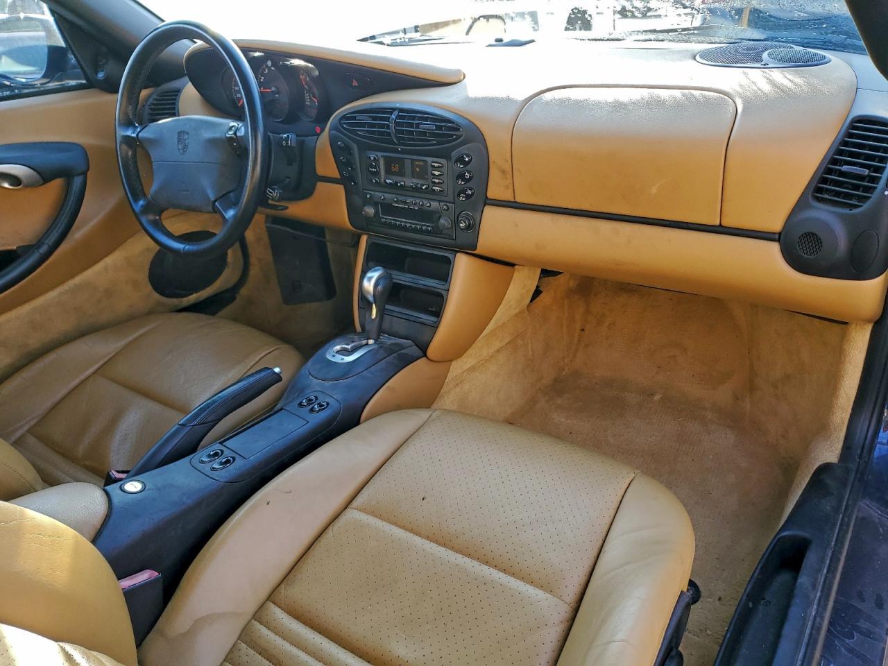 Porsche Boxster Image 3