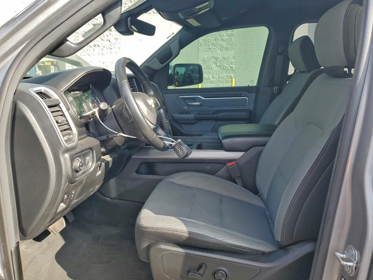 Ram 1500 Big Horn/lone Star Image 4