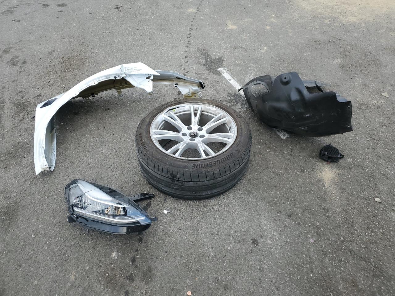 Tesla Model Y Image 14