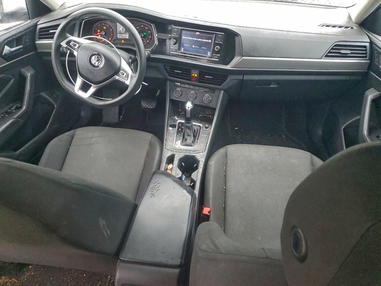 Volkswagen Jetta S Image 8