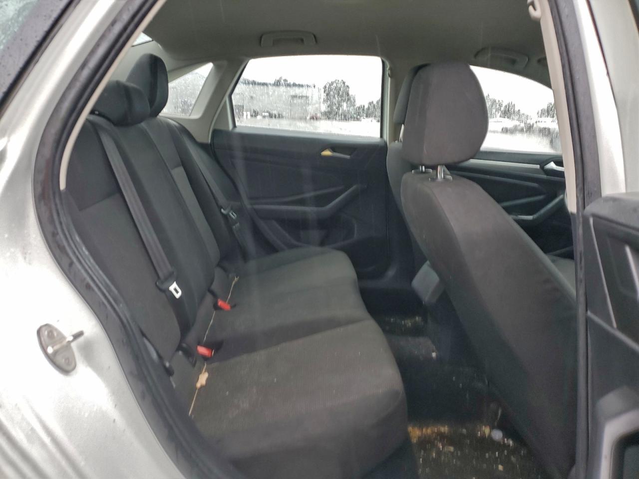 Volkswagen Jetta S Image 6