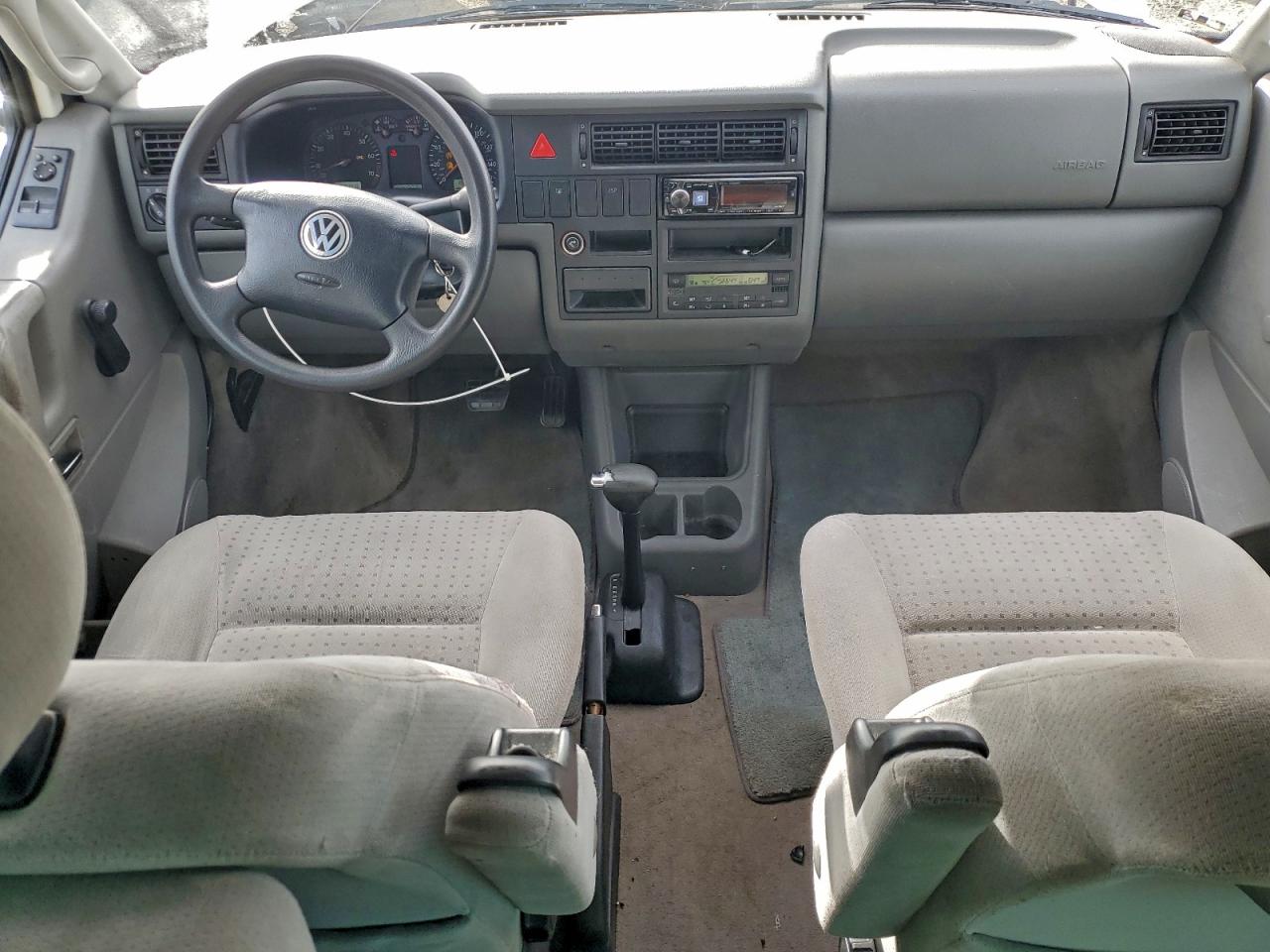 Volkswagen EuroVan Gls Image 2