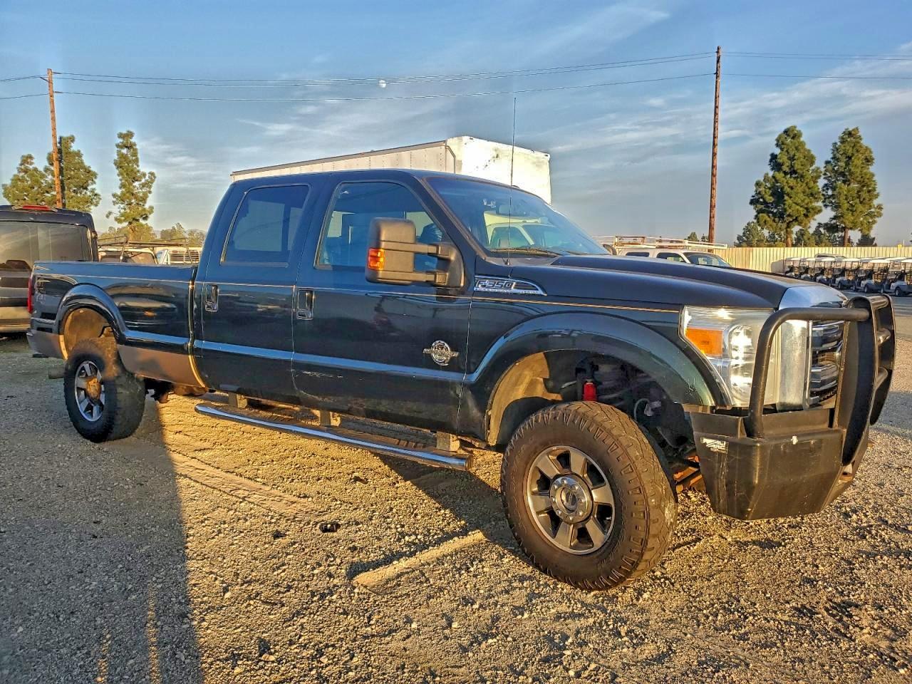 Ford F-350 Super Duty Image 10